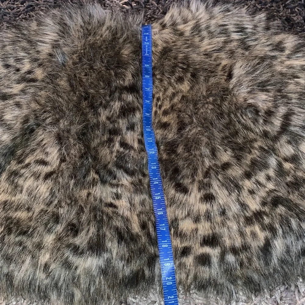 Michael Kors Faux Fur Shortie Jacket XS Great Cond - Picture 5 of 6